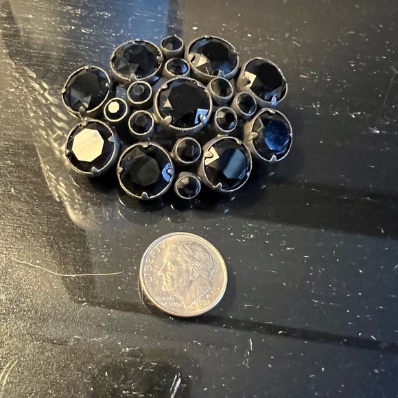 Onyx stone brooch - Picture 3 of 5